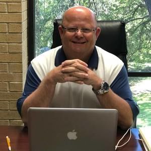 Meet your Posher, Eric